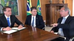 Judiciário articula com Guedes e Tarcísio pressão para Bolsonaro falar e conter bloqueios