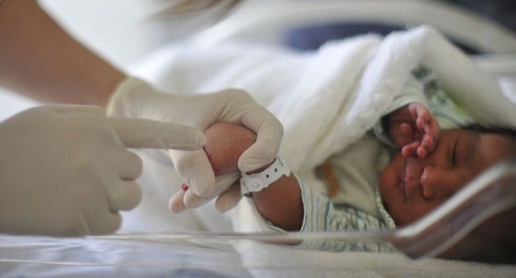 Novembro Roxo: prematuridade é principal causa da mortalidade infantil