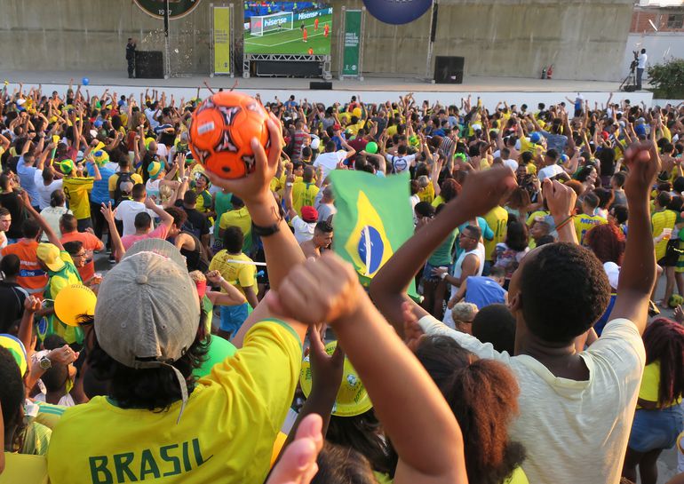 Em Curitiba, servidores serão dispensados horas antes de jogos da Seleção Brasileira