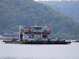 Movimento no ferry boat de Guaratuba cai após liberação na 376