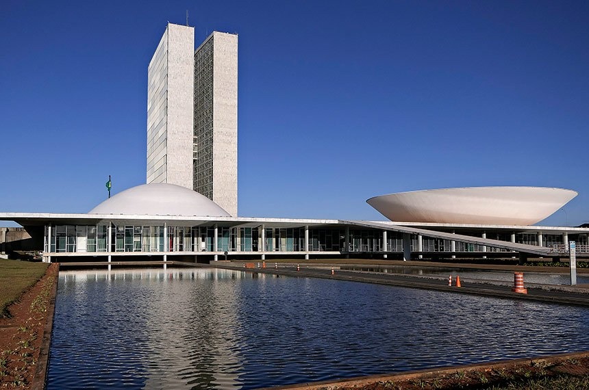 Bomba era plano com manifestantes do QG para estado de sítio, diz preso em Brasília