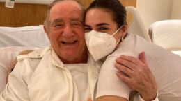 Lívian Aragão deixa Farofa da Gkay para ficar com Renato Aragão no hospital
