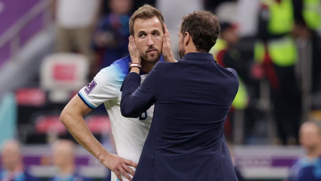 Harry Kane perde pênalti no fim e França elimina a Inglaterra da Copa