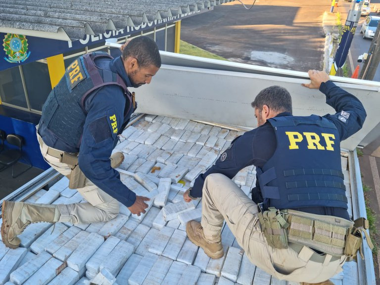 Polícia apreende 1,5 tonelada de maconha no Paraná
