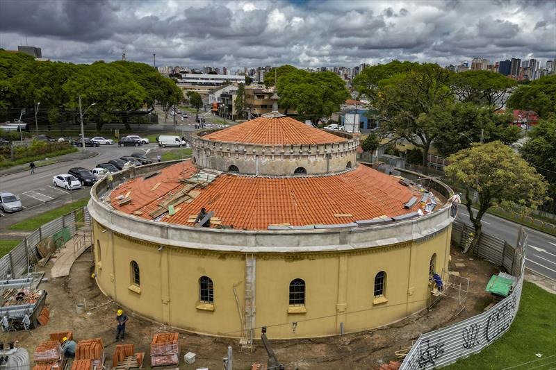 Teatro Paiol: Arquiteto critica reforma ‘desastrosa’ da Prefeitura de Curitiba