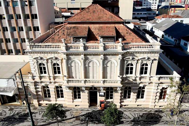 Museus estaduais em Curitiba terão horário diferenciado nos dias 24 e 31