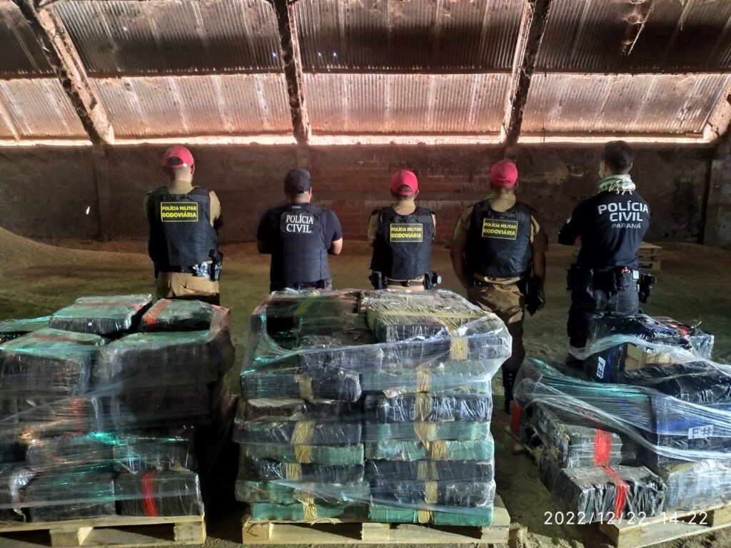 Paraguaio é preso com 1.400 quilos de droga na região de Maringá