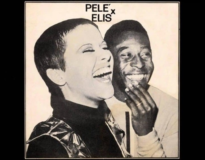 Pelé compôs mais de cem músicas e cantou com Elis Regina e Roberto Carlos