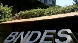 BNDES anuncia reabertura de contratações de crédito na safra 2022/23