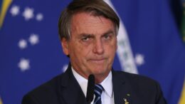 Bolsonaro mantém silêncio sobre invasão em Brasília; aliados se dividem