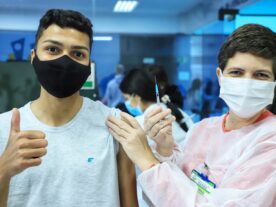 Covid-19: 173 milhões de brasileiros completam vacinação, 80,5% da população