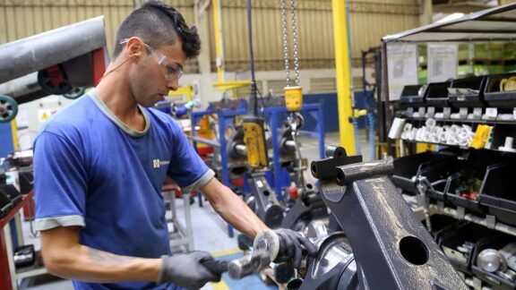 Empregos: Paraná tem mais de 17 mil vagas abertas