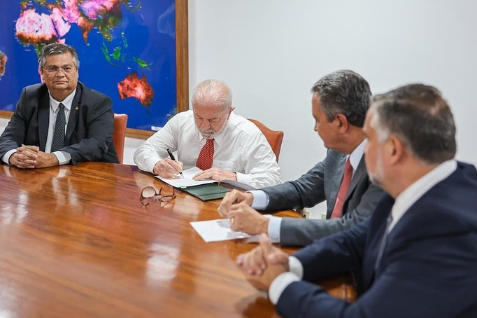 Lula revoga 17 indicações de Bolsonaro para agências, embaixadas e defensoria