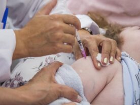Curitiba retoma imunização de bebês e crianças contra a Covid-19