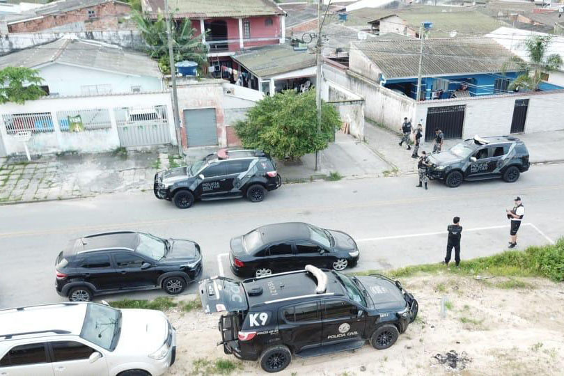Operação mira grupo ligado a homicídios e tráfico no Litoral