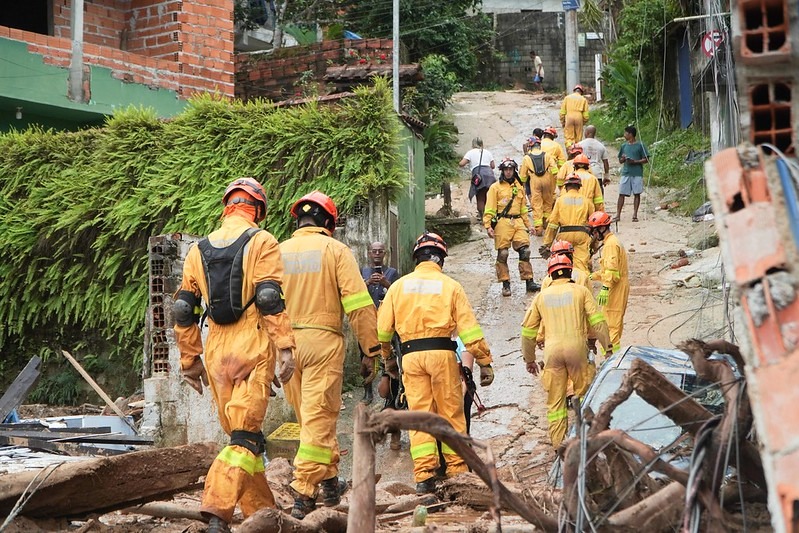 Defesa Civil do Paraná vai auxiliar municípios afetados pelas chuvas em SP