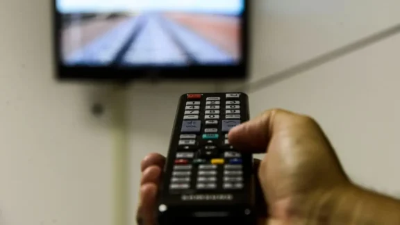 TV aberta: desligamento do sinal analógico é adiado em cidades do Paraná
