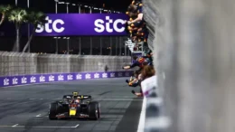 GP da Arábia Saudita tem Pérez e Verstappen no pódio