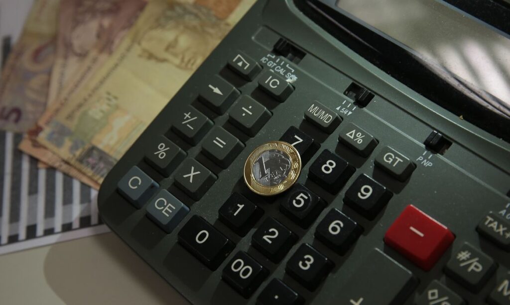 Lei de negociações tributárias alcança R$ 400 bi e deixa Refis para trás