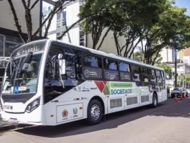 Ônibus movido a gás natural começa a ser testado em Curitiba