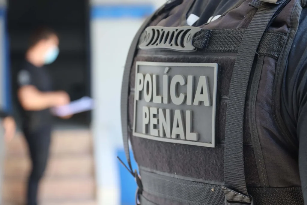 Polícia Penal abre inscrições para concurso público; salário inicial de R$ 4,5 mil