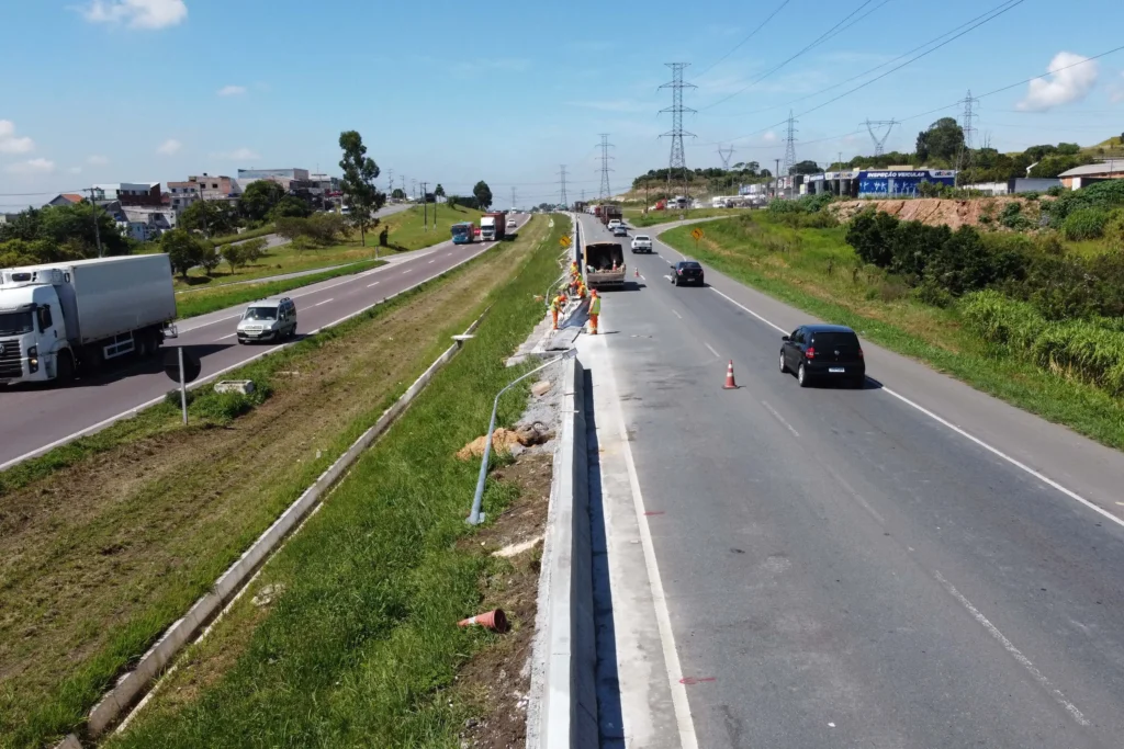 Contorno Sul de Curitiba deve receber duas novas passarelas