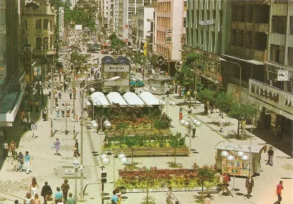 Nos anos 1970 Curitiba ficou conhecida como cidade modelo