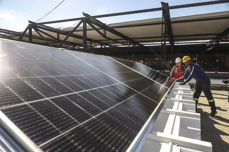 Terminal do Pinheirinho ganhará sistema para gerar energia solar