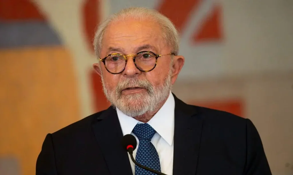 Lula recusa convite de Putin para fórum econômico na Rússia