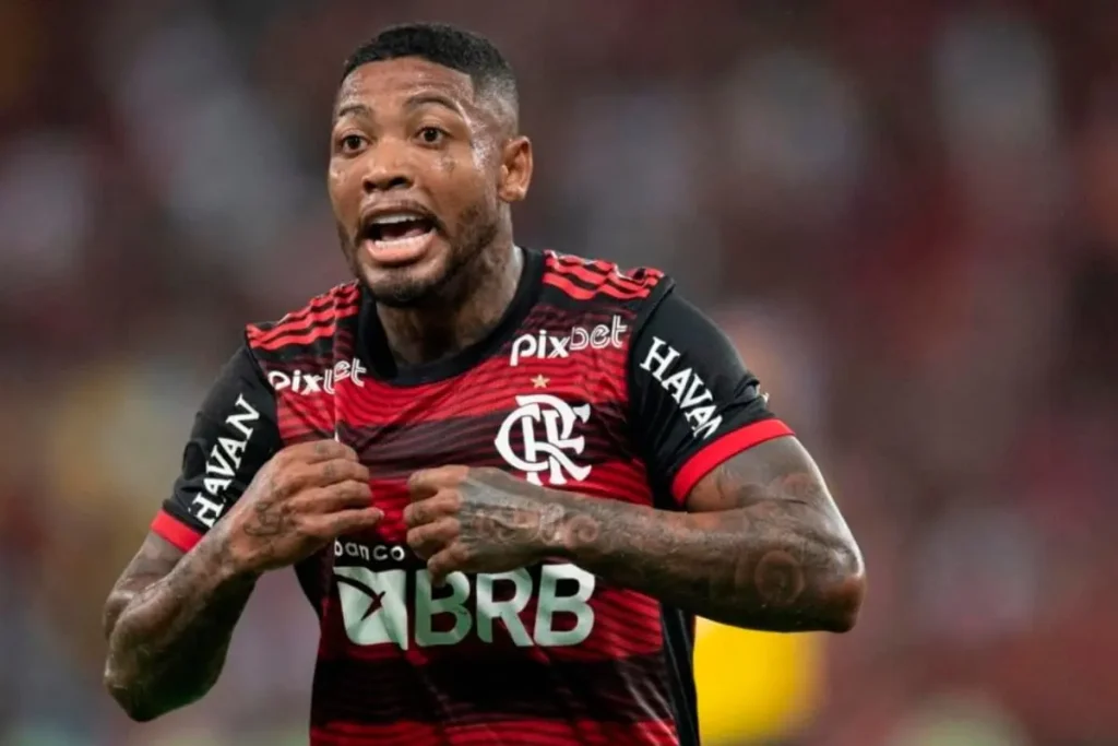 Marinho é afastado do Flamengo e negocia com o SPFC