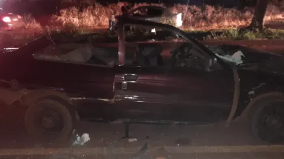 Motorista morre e 5 crianças ficam feridas em acidente com caminhonete