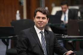 Governo paranaense injeta mais R$ 1,14 bilhão nos municípios