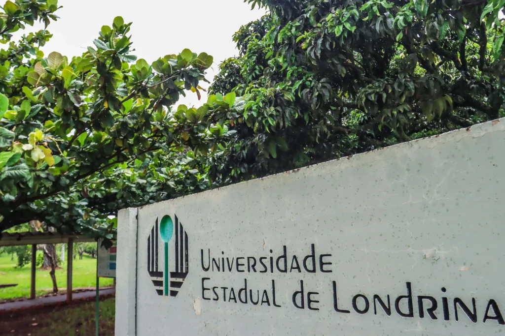 UEL oferece vagas remanescentes para 23 cursos de graduação