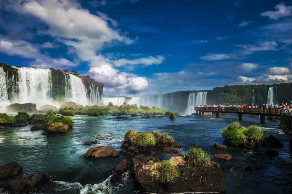Foz do Iguaçu e Ponta Grossa são selecionadas para programa de turismo inteligente
