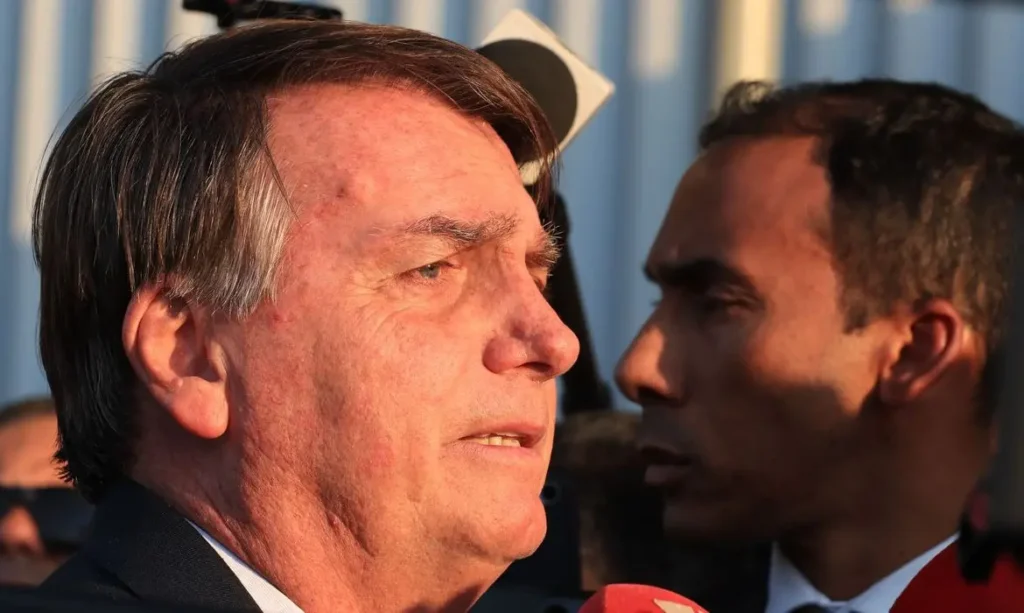 Bolsonaro caiu na “vala comum” de julgamentos, diz Moraes