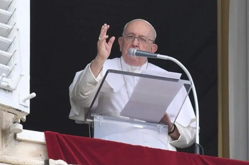 Papa Francisco reza por vítimas das chuvas no Rio Grande do Sul