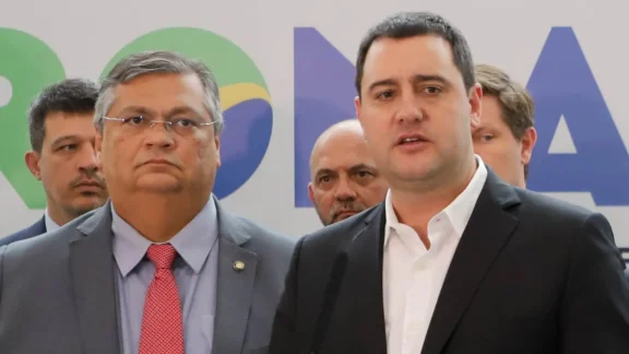 Dino liga para Ratinho e coloca governo federal à disposição após tragédia no Paraná