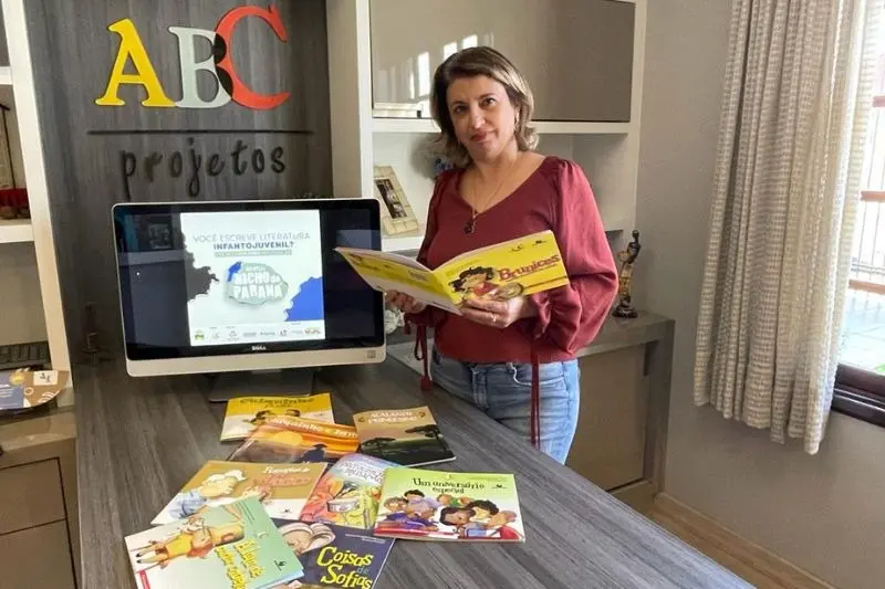 Editora lança edital para produção de livros infantojuvenis
