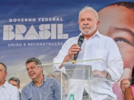 Lula anuncia retomada das obras da Unila e investimentos no Paraná