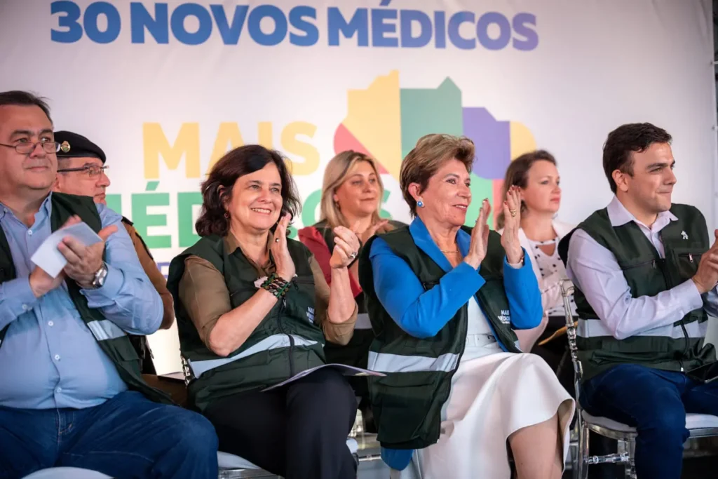 Mais Médicos: 247 novos profissionais já atuam no Paraná