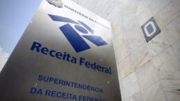 Receita Federal suspende atendimento em sete agências no Paraná