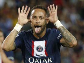 Neymar deixa PSG e assina com Al-Hilal, por salário bilionário