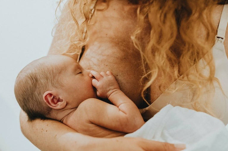 Agosto Dourado: nutricionistas destacam a importância do aleitamento materno