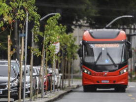 Vereadores debatem publicidade nos ônibus de Curitiba