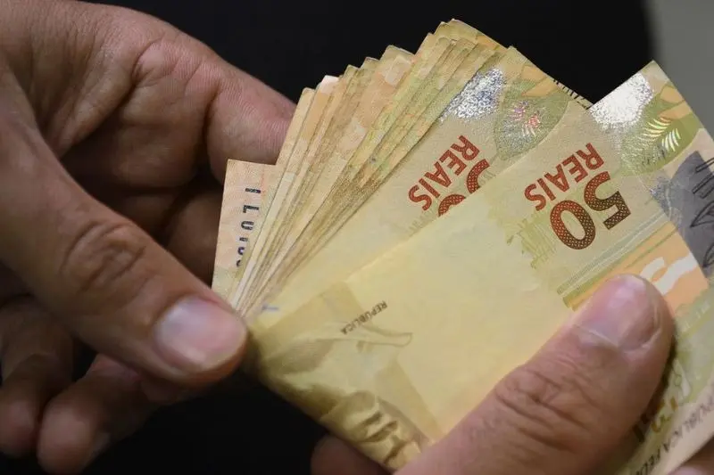 Empresas brasileiras alcançam recorde de pagamento de dívidas em 2023