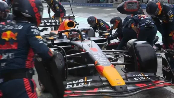 F1: com muita chuva e múltiplos pitstops, Verstappen vence na Holanda