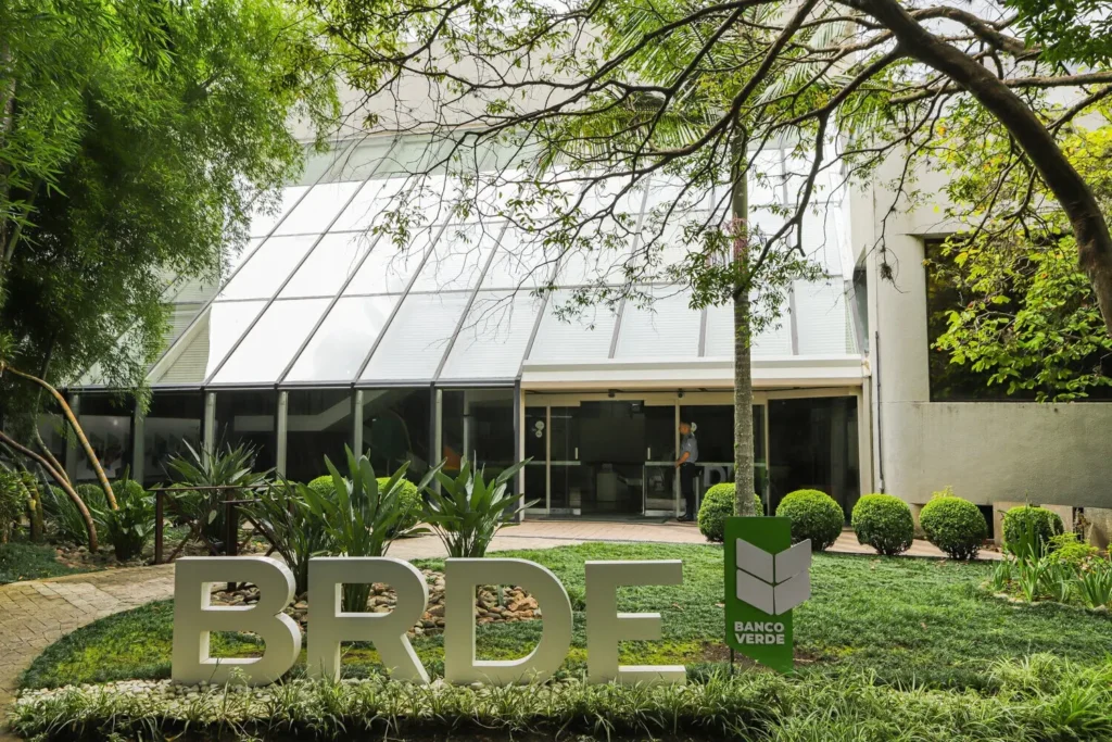 João Biral Júnior assume como novo diretor Administrativo do BRDE