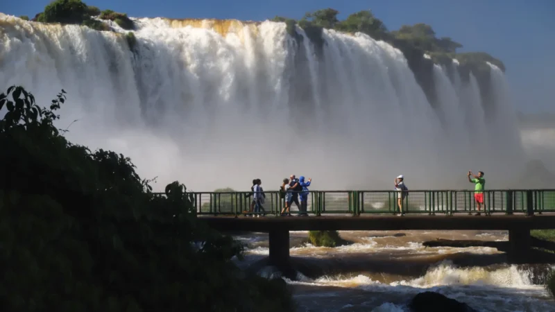 Parque Nacional do Iguaçu recebeu 116 mil turistas em abril