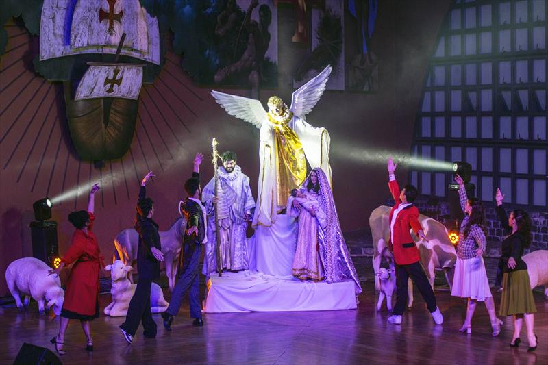 Natal de Curitiba terá roda-gigante no calçadão da XV; veja as atrações