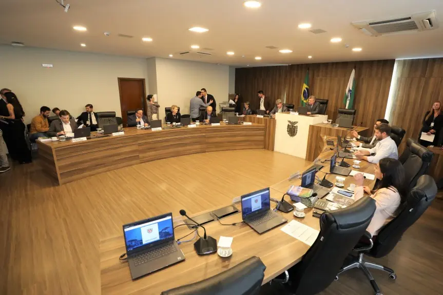 CCJ aprova projeto que permite financiamento de R$ 495 milhões aos Portos do Paraná